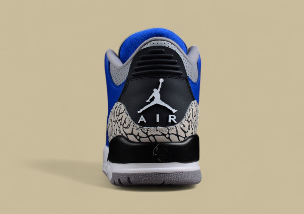 Air Jordan 3“Varsity Royal”