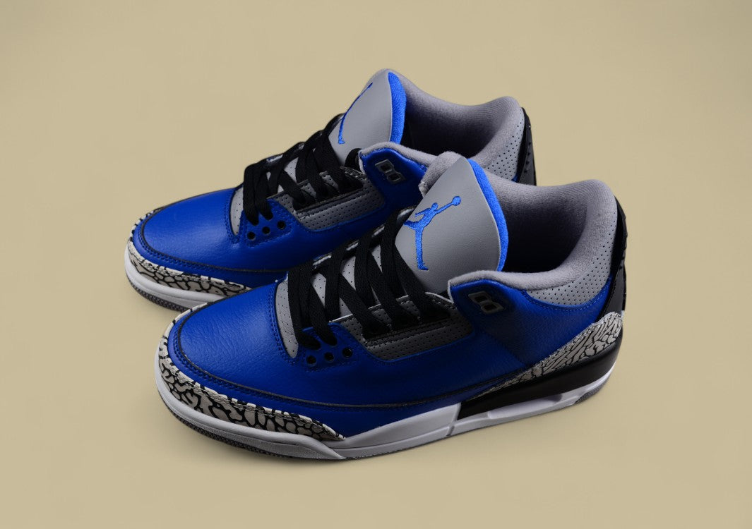 Air Jordan 3“Varsity Royal”