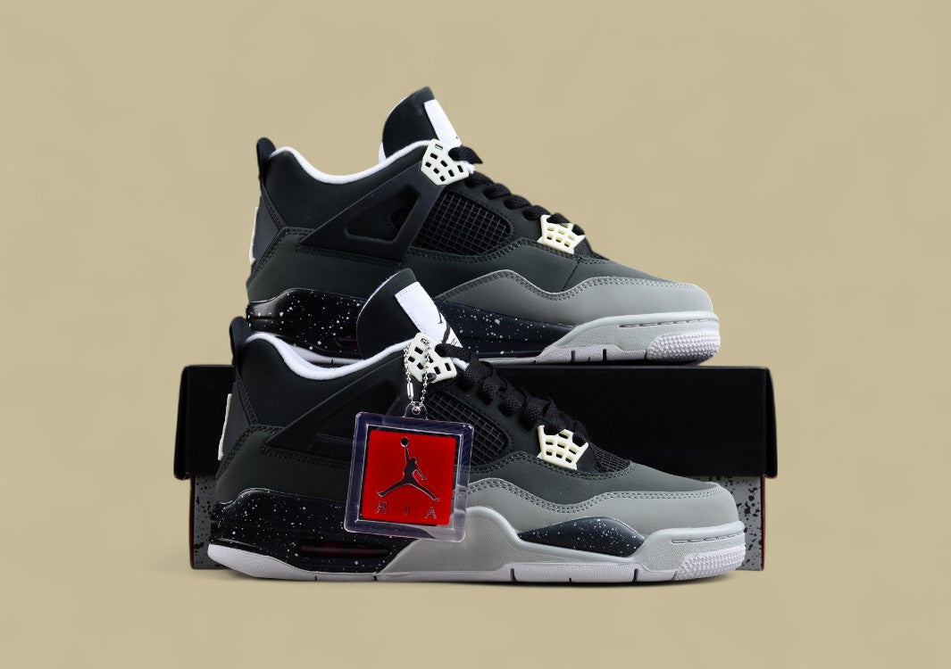 Air Jordan 4 Georgetown Fear Pack