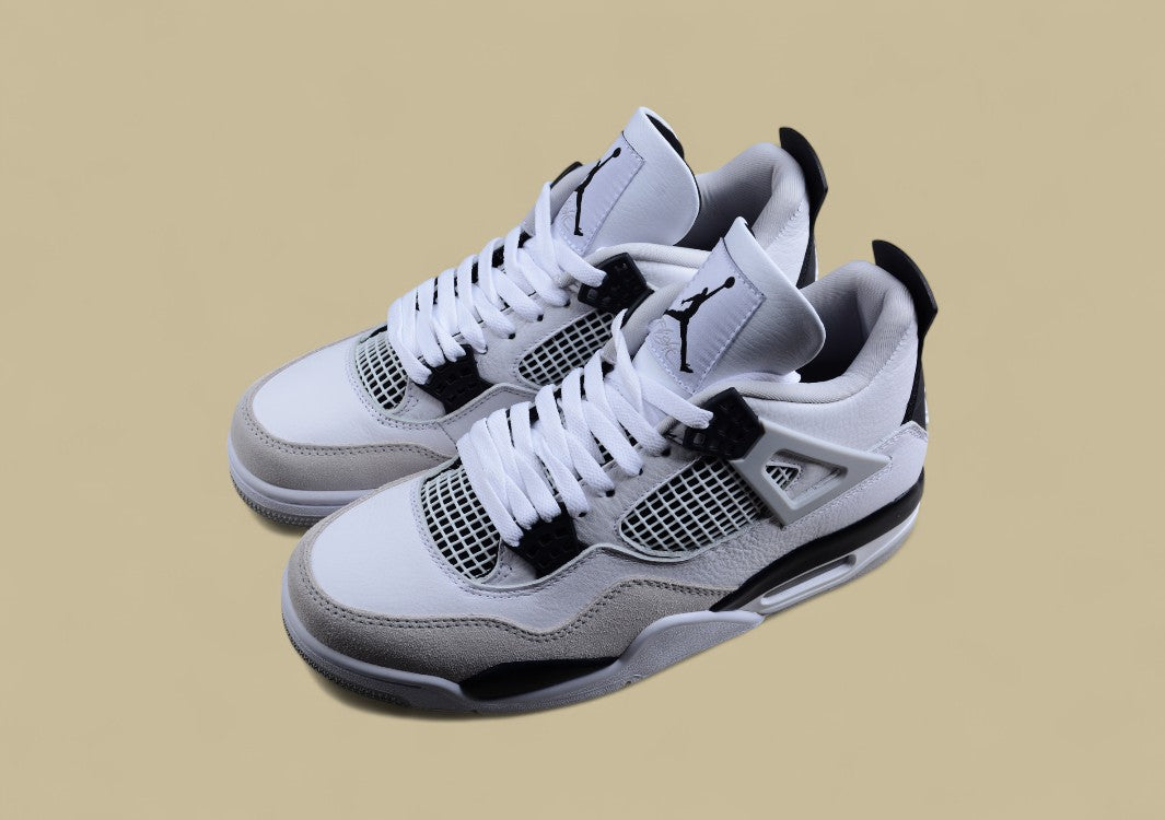 Air Jordan 4 "Military Black"
