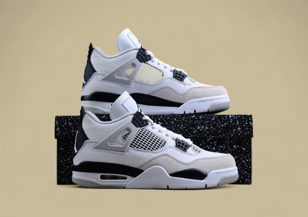 Air Jordan 4 "Military Black"