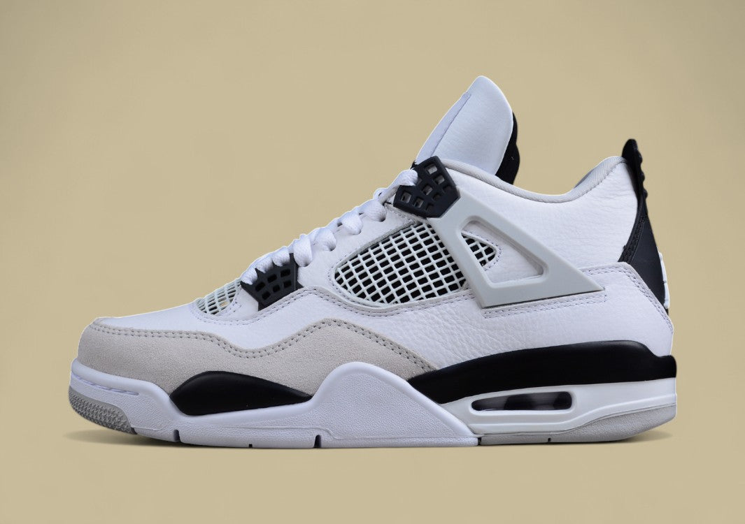 Air Jordan 4 "Military Black"