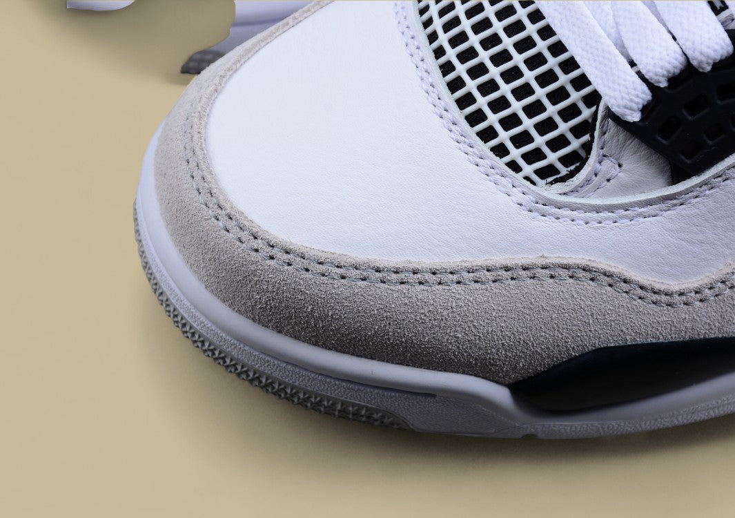 Air Jordan 4 "Military Black"