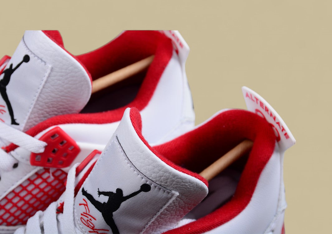 Air Jordan 4 Motorsport