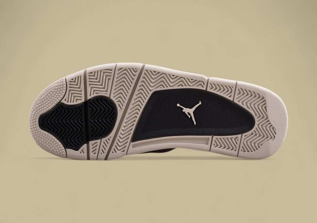 Air Jordan 4 Remastered Black And White