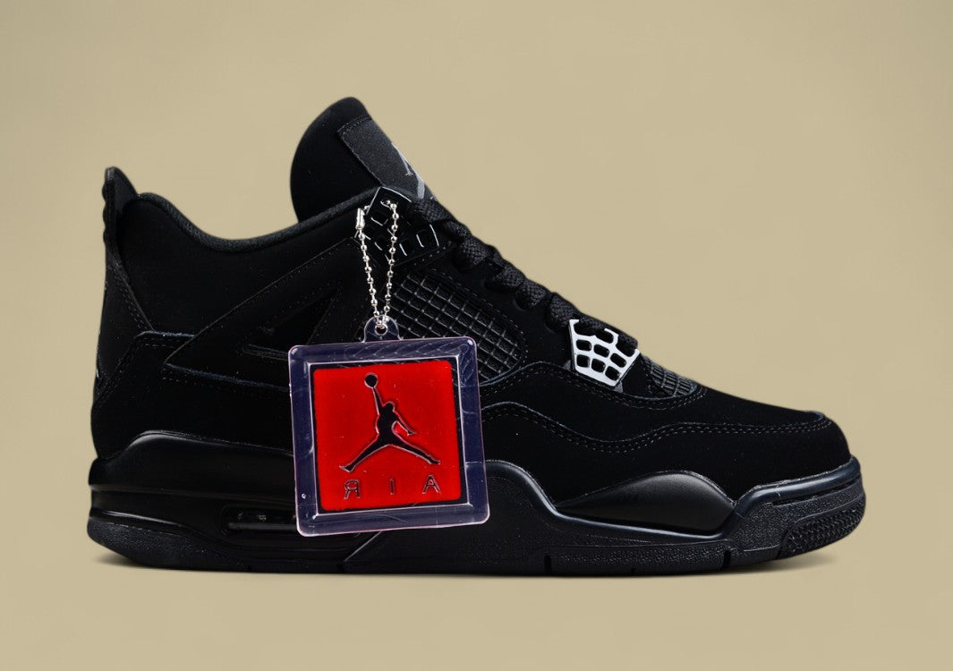 Air Jordan 4 Retro "Black Cat"