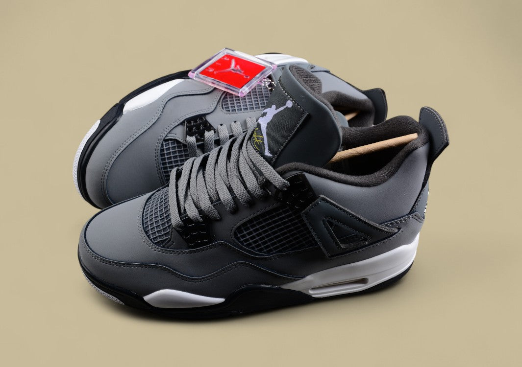 Air Jordan 4 Retro "Cool Grey"