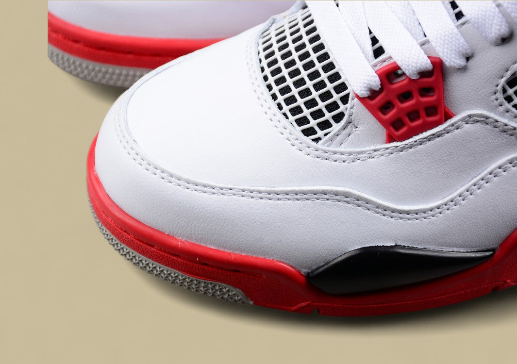 Air Jordan 4 Retro "Fire Red"