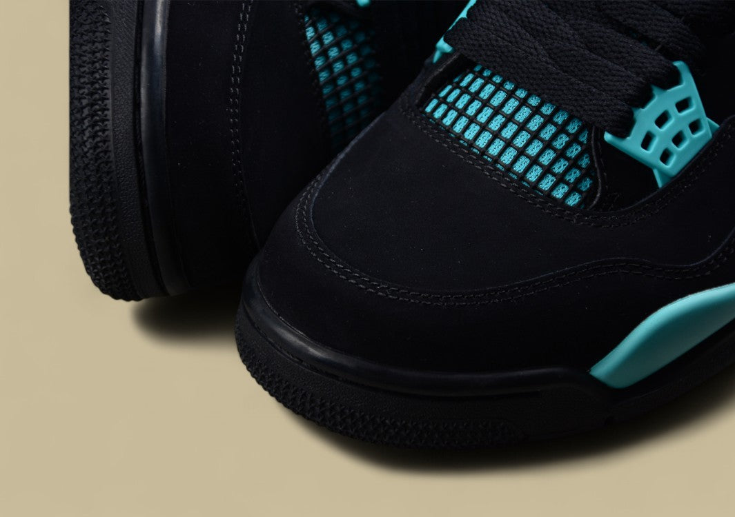 Air Jordan 4 Retro "Green Glow"