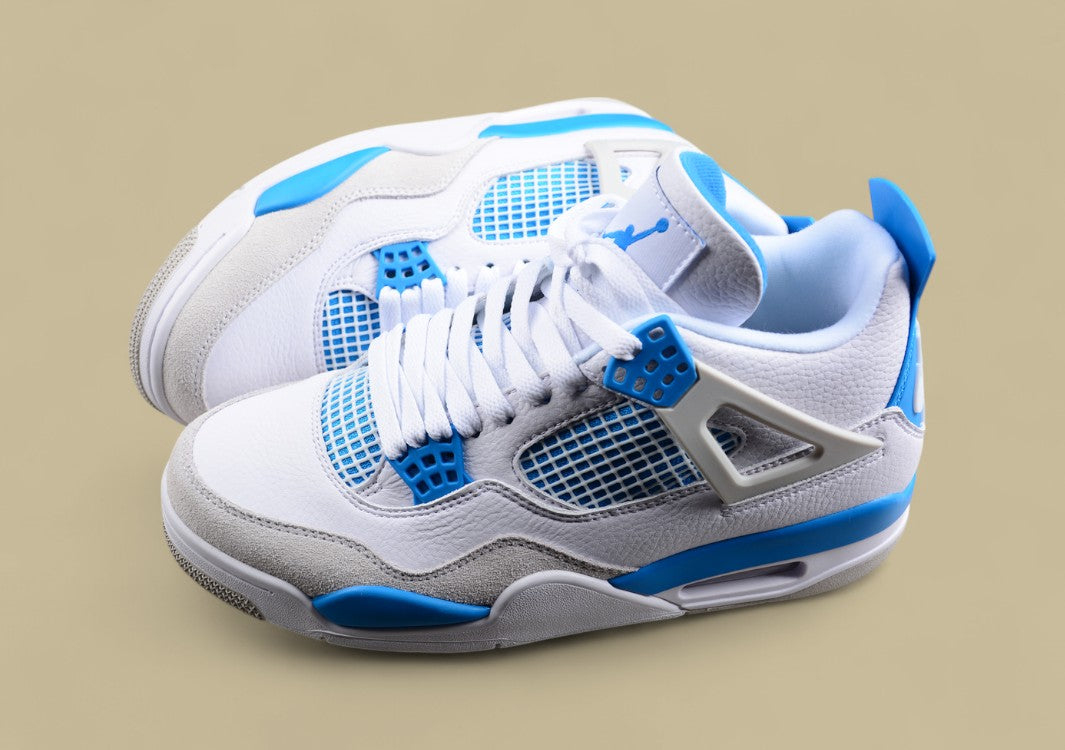 Air Jordan 4 Retro "Military Blue"