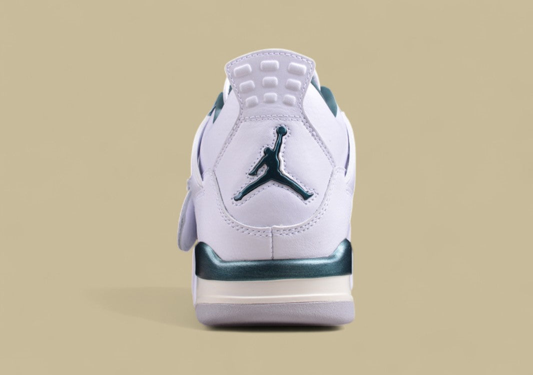 Air Jordan 4 Retro "Oxidized Gree"