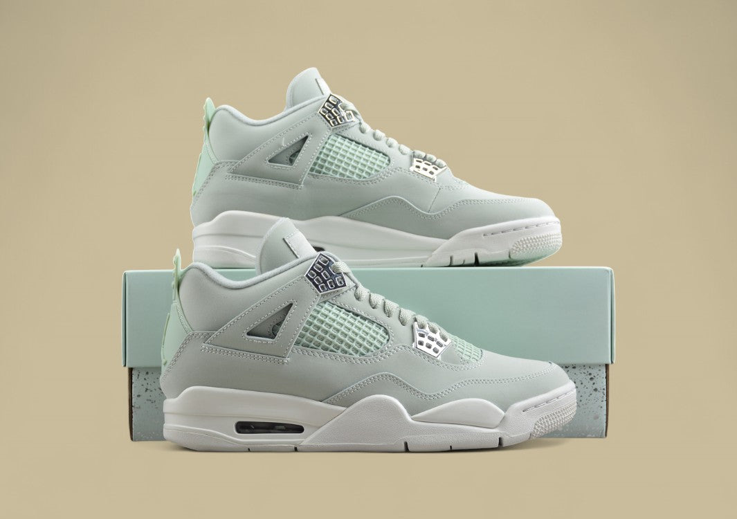 Air Jordan 4 Retro Seafoam