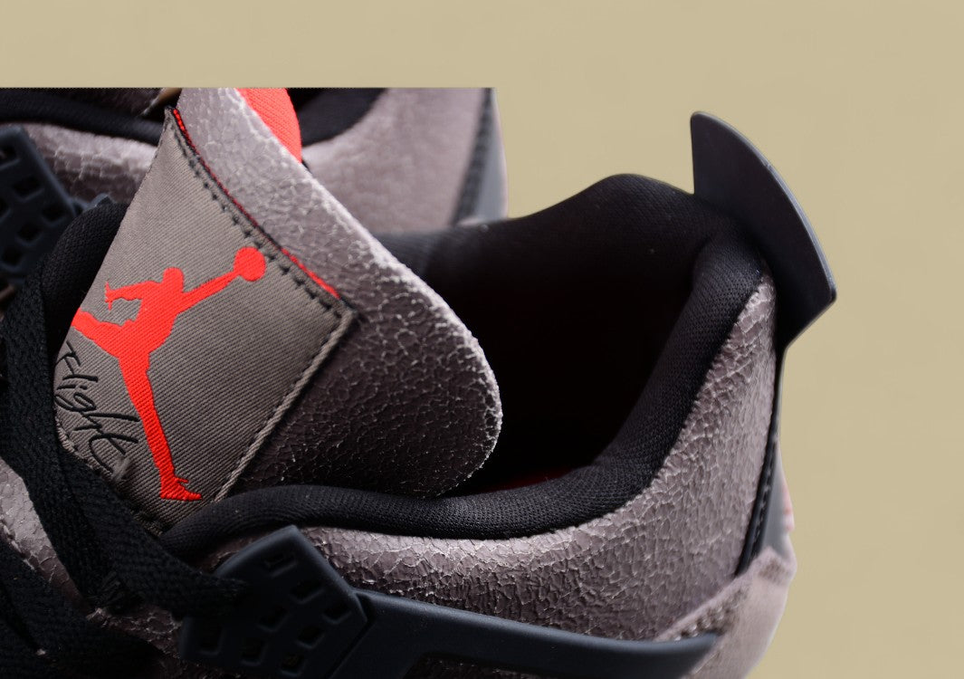 Air Jordan 4 Retro "Taupe Haze"