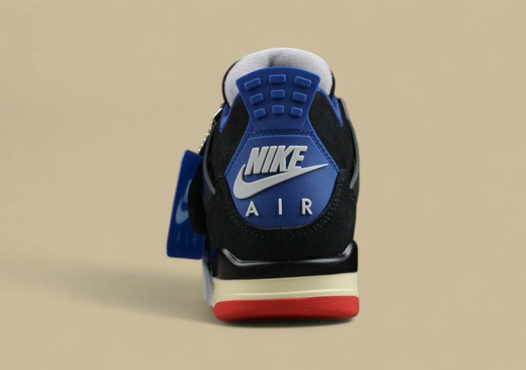 Air Jordan 4 Retro Thunder