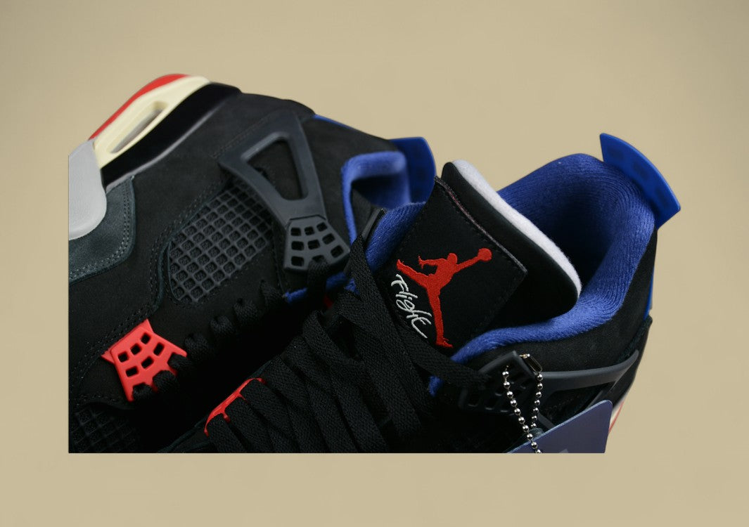 Air Jordan 4 Retro Thunder