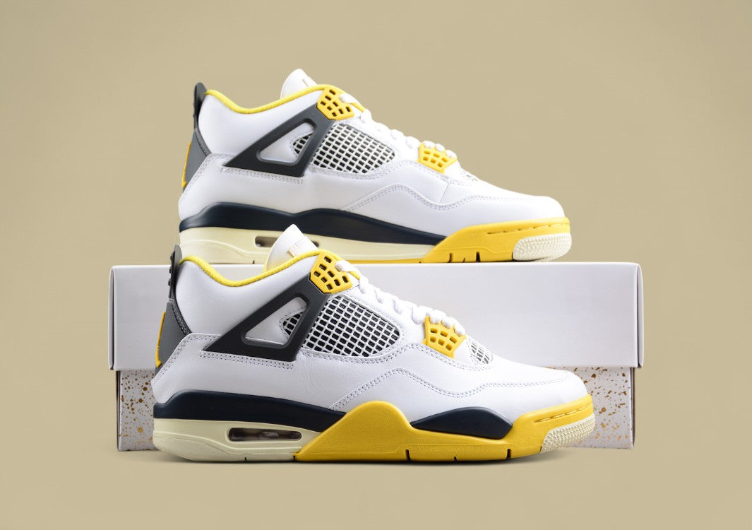 Air Jordan 4 Retro "Vivid Sulfur"