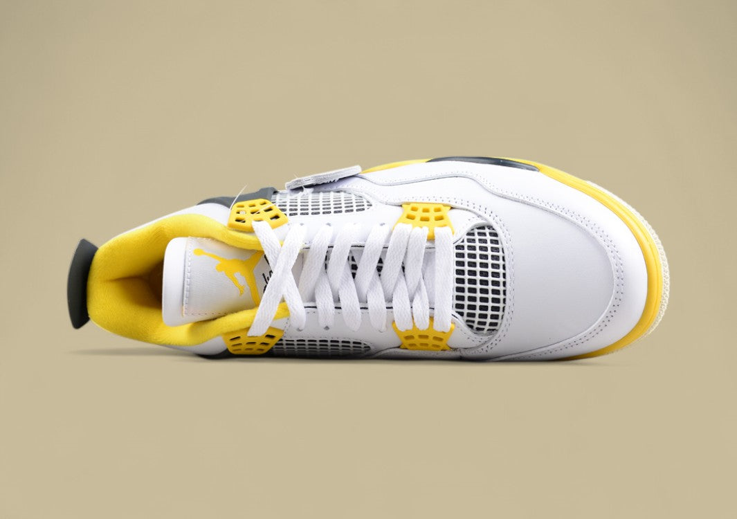 Air Jordan 4 Retro "Vivid Sulfur"
