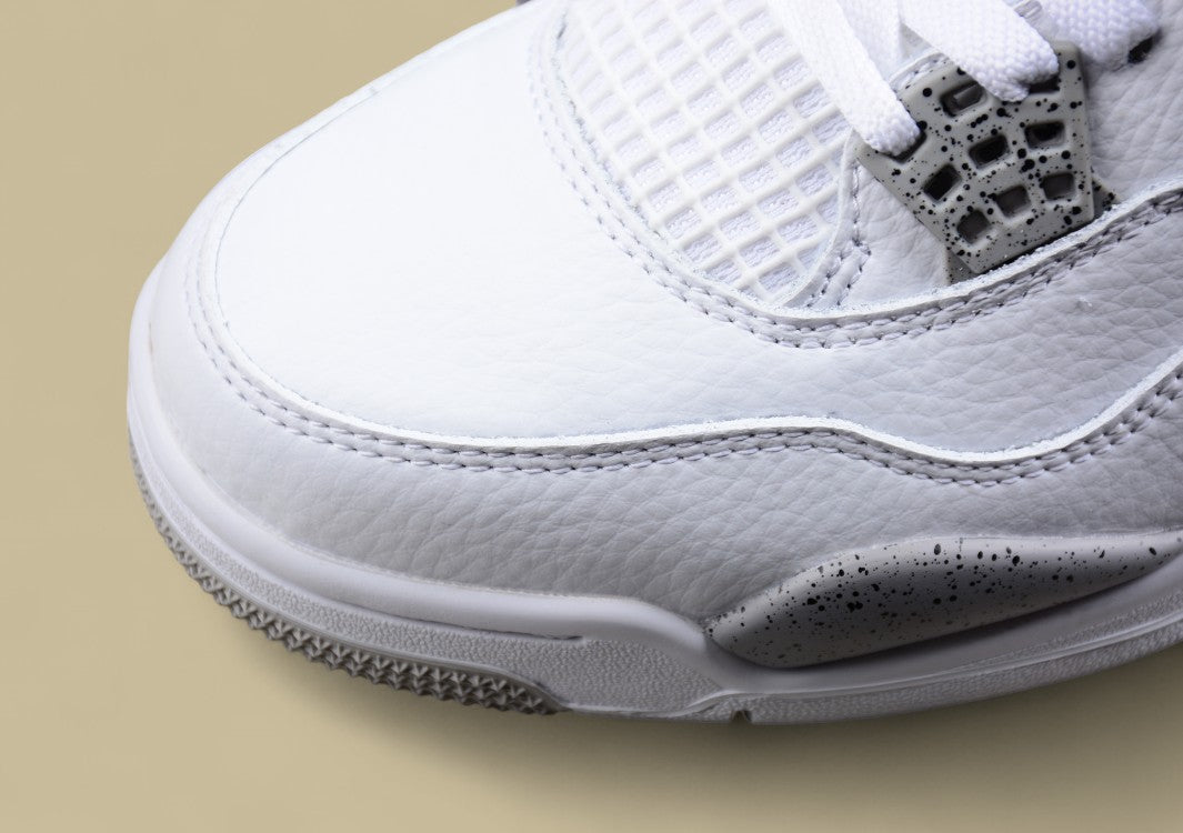 Air Jordan 4 Retro "White Oreo"