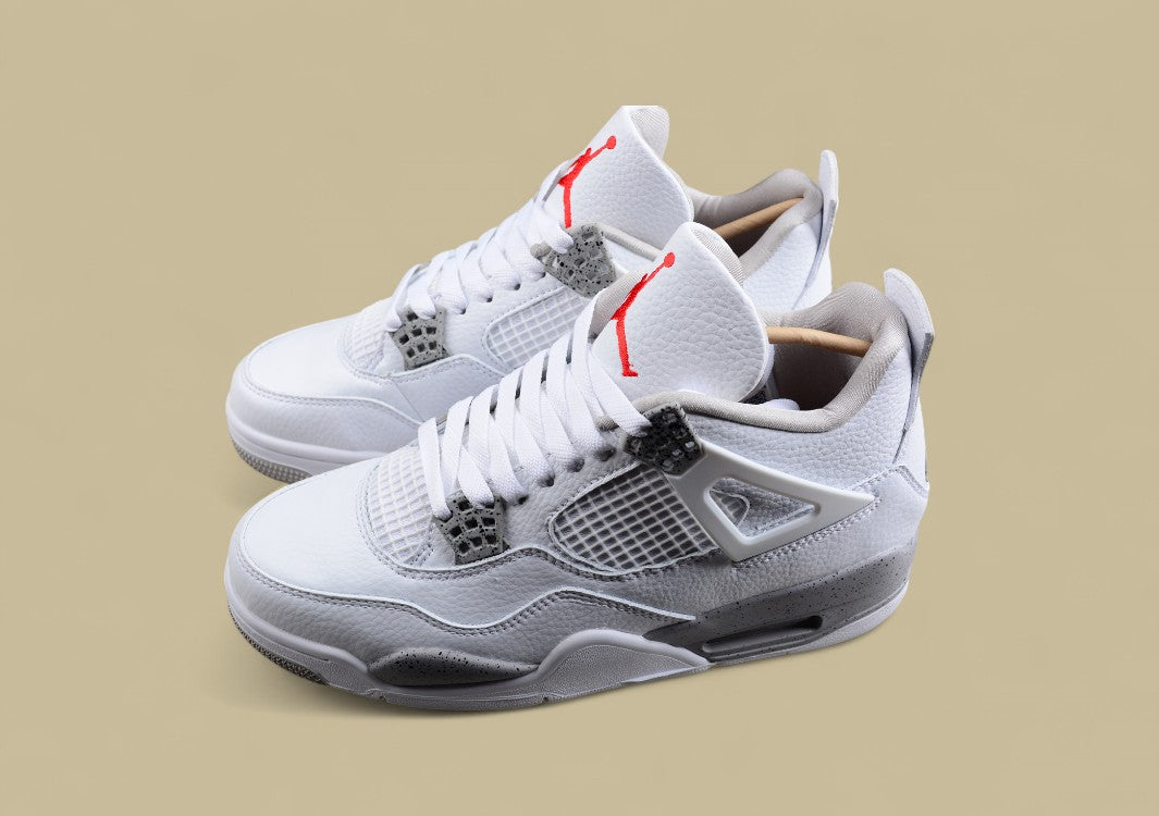 Air Jordan 4 Retro "White Oreo"