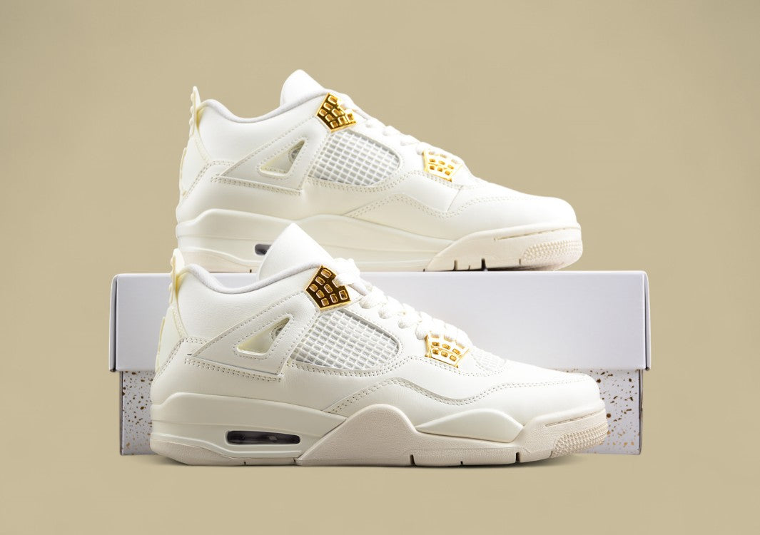 Air Jordan 4 Retro Wnns "Vivid Sulfur"
