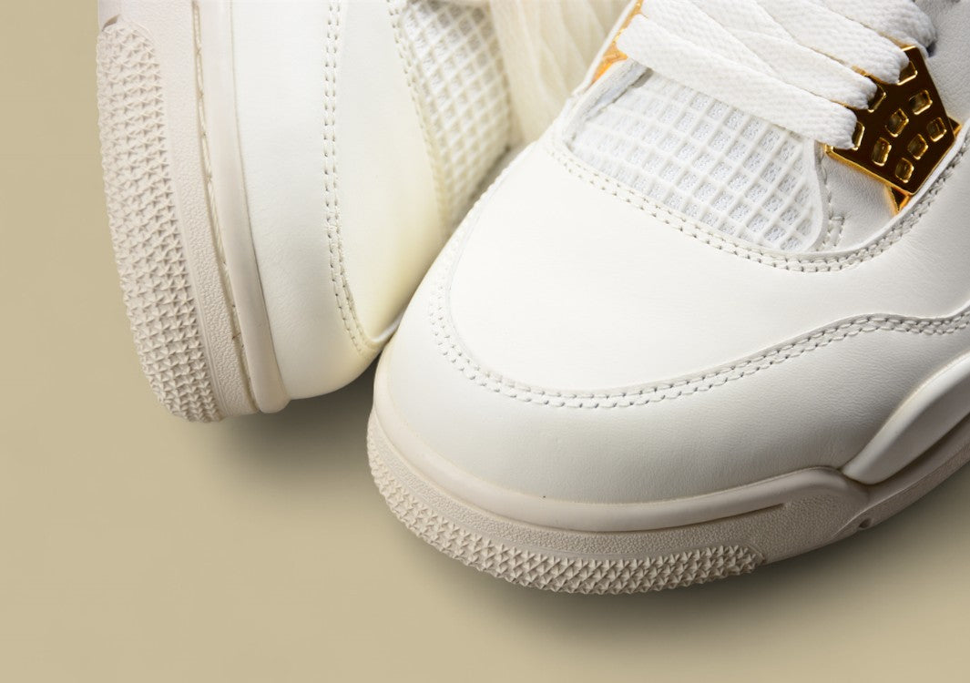 Air Jordan 4 Retro Wnns "Vivid Sulfur"