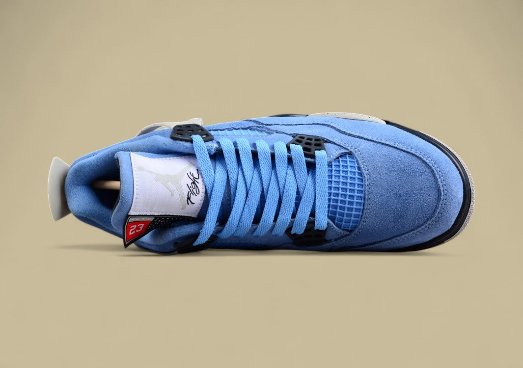 Air Jordan 4 SE "University Blue"