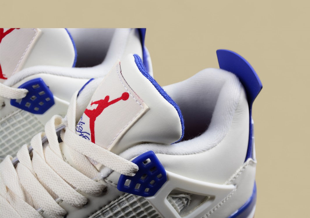 Air Jordan 4 'Sapphire' A Bold Twist on a Classic Icon