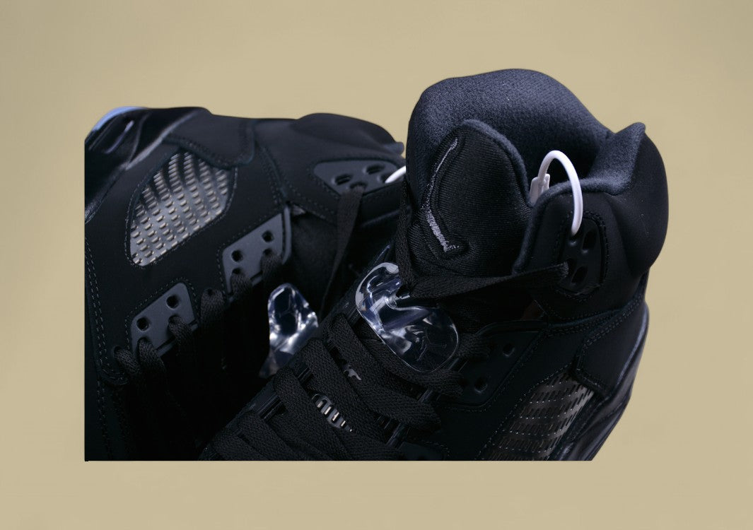 Air Jordan 5 Retro Black Cat Shoe
