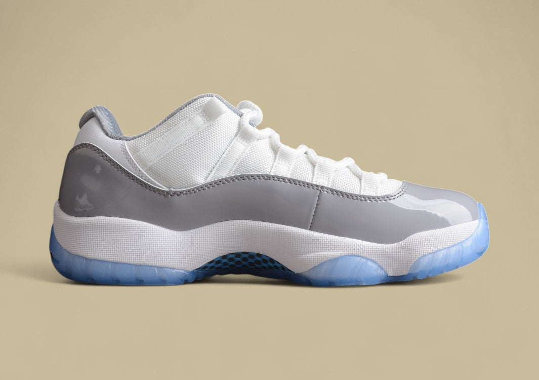 Air Jordan AJ 11 Low "Cement Grey"
