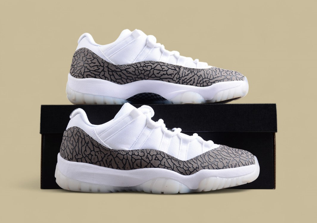 Air Jordan AJ11 Low "White Cement"