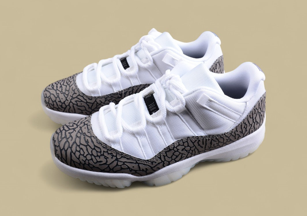 Air Jordan AJ11 Low "White Cement"