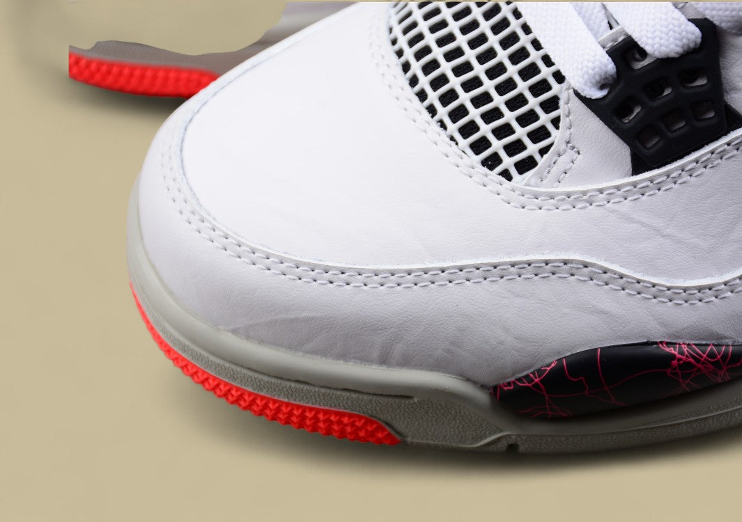 Air Jordan IV Hot Lava