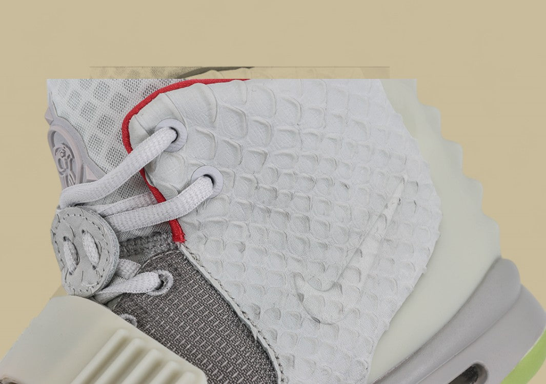 Air Yeezy 2 “Pure Platinum” Kanye West Original Release