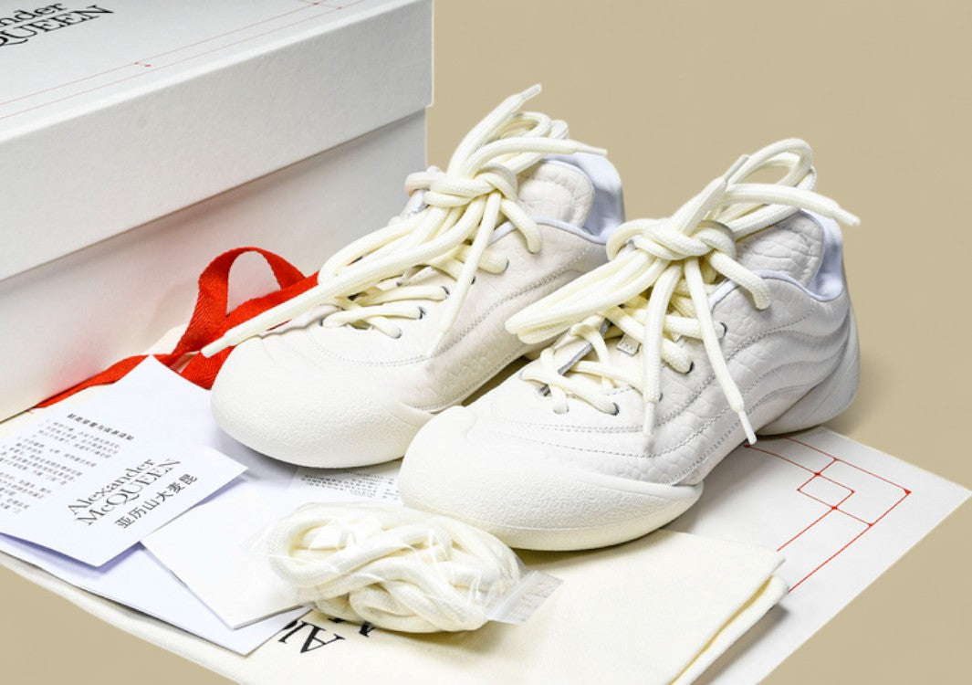 Alexander Mcqueen Flexion White