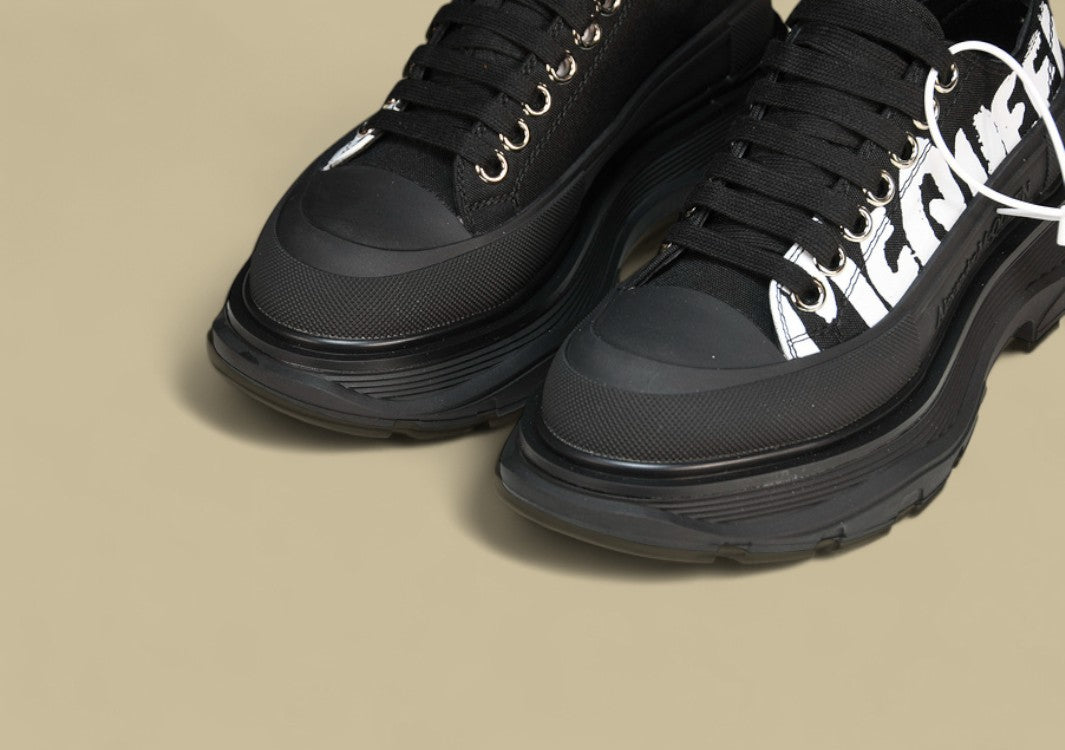 Alexander Mcqueen Sole Sneakers Black/White
