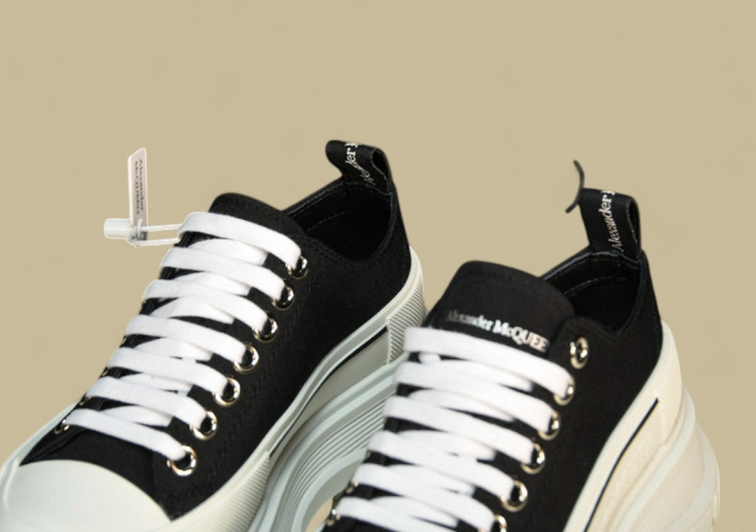 Alexander Mcqueen Sole Sneakers Black/White