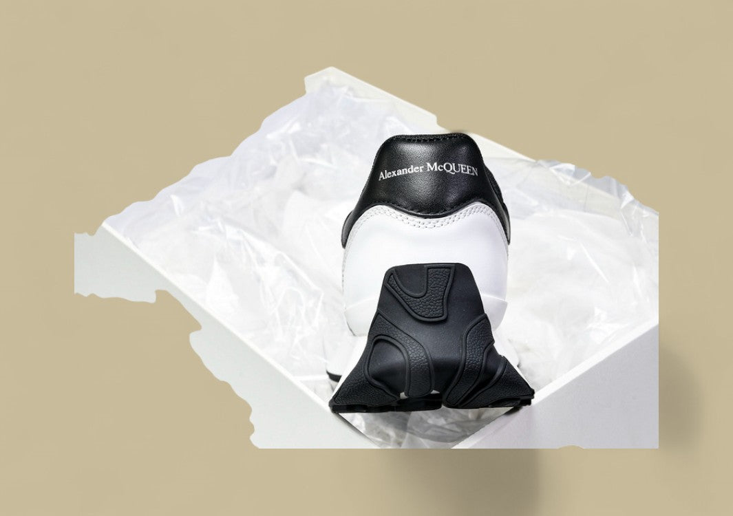 Alexander Mcqueen Sprint Runner White/Black