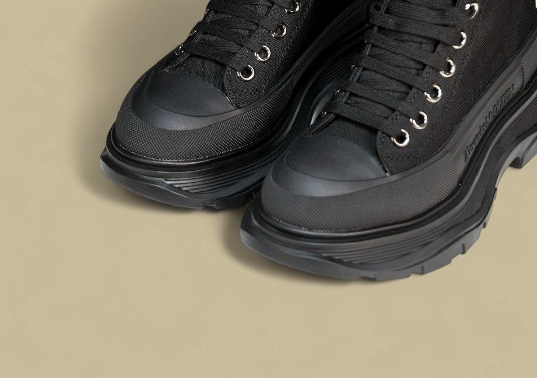 Alexander Mcqueen Thick Sole Heightening Casual Canvas Shoes Black