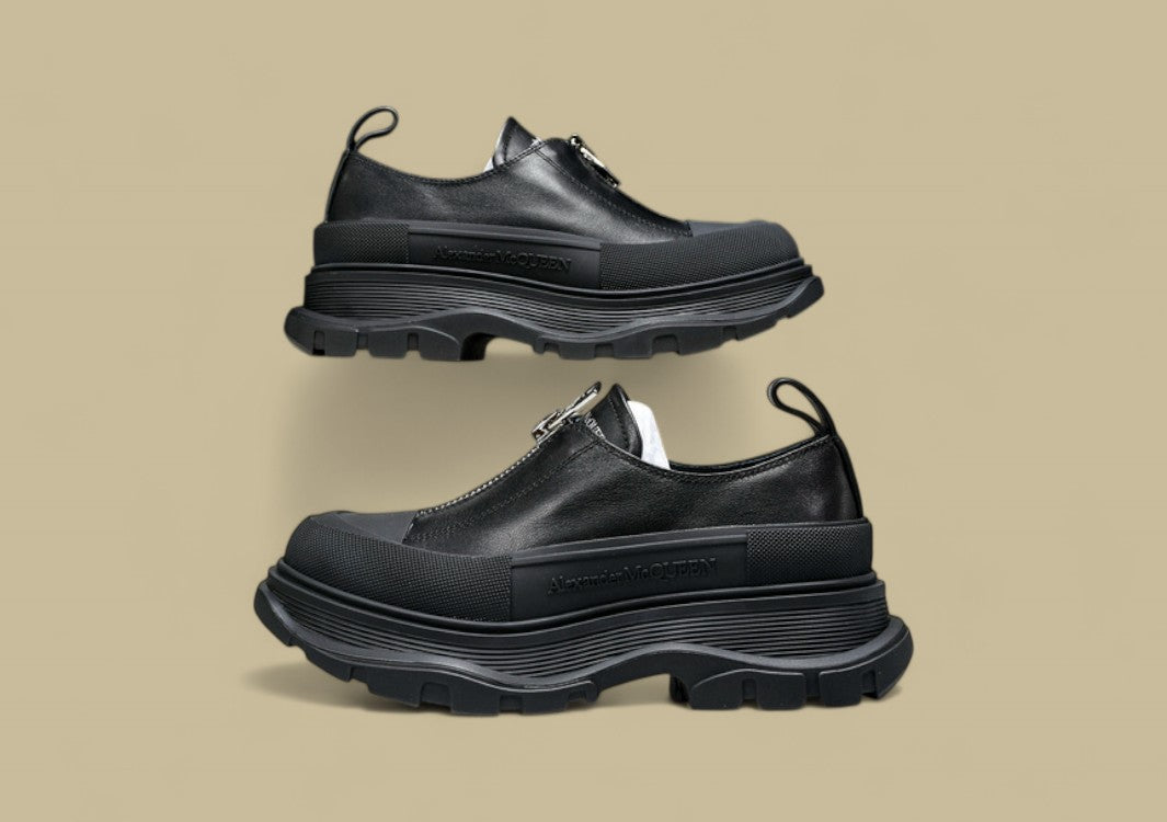 Alexander Mcqueen Tread Slick Black