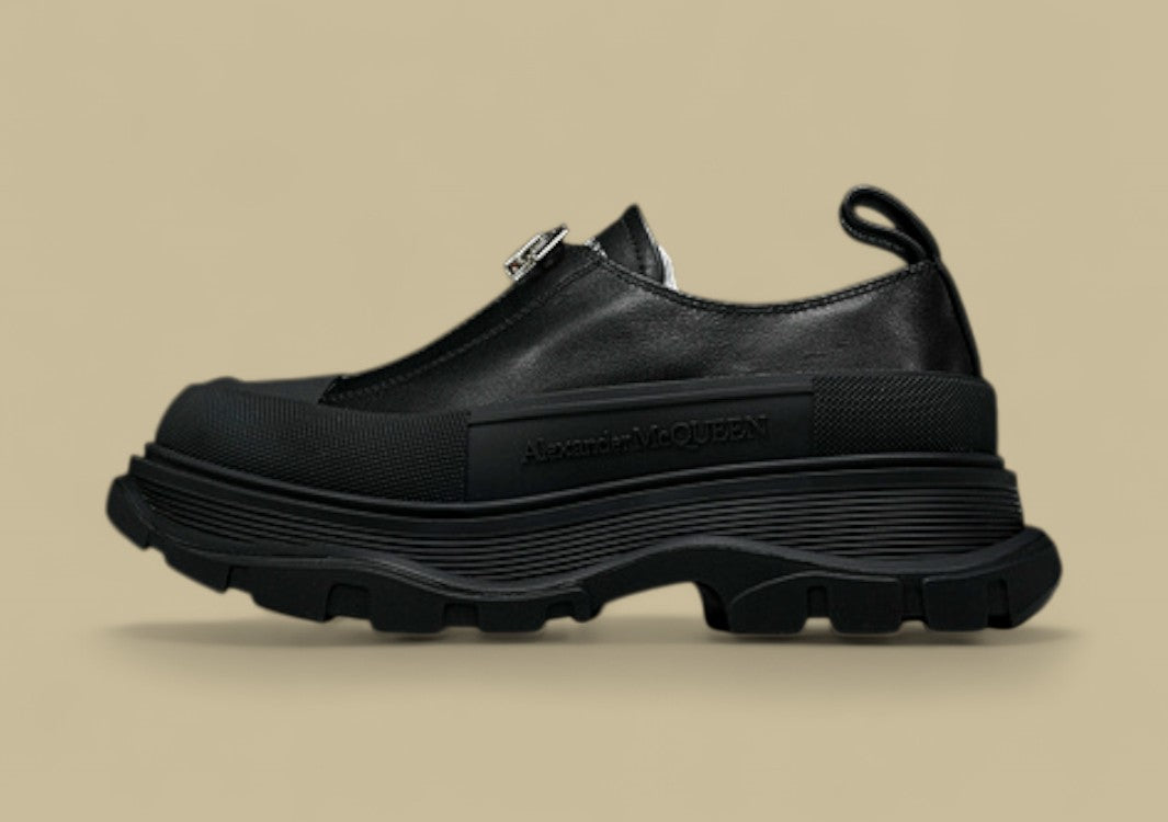 Alexander Mcqueen Tread Slick Black