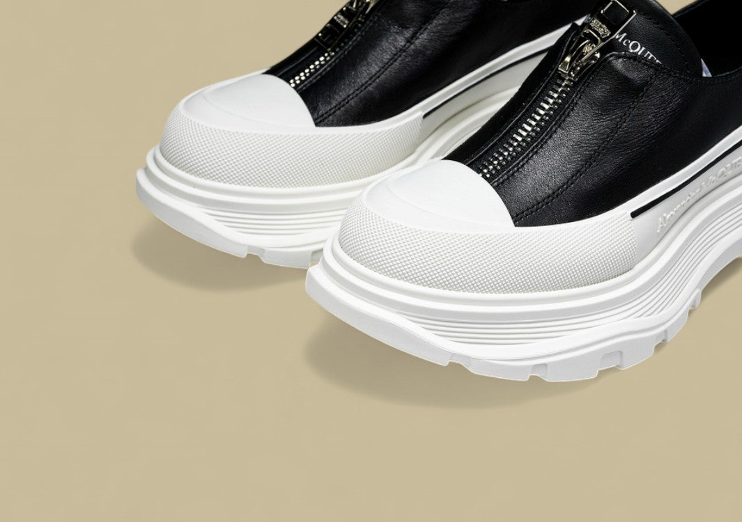 Alexander Mcqueen Tread Slick White/Black