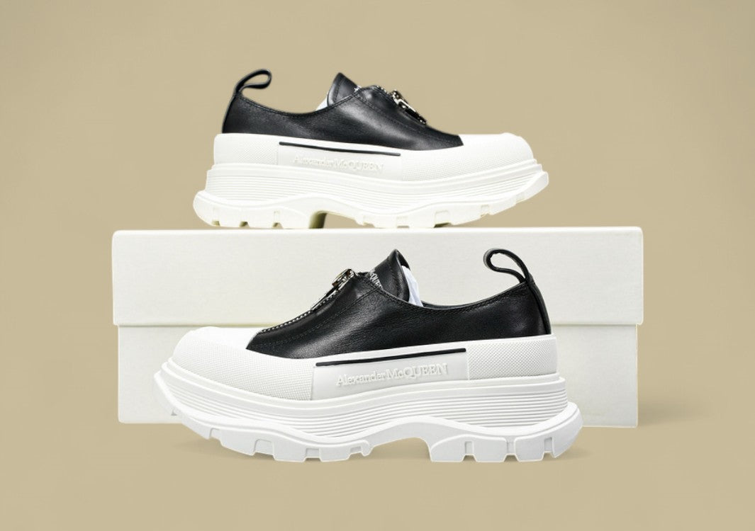 Alexander Mcqueen Tread Slick White/Black