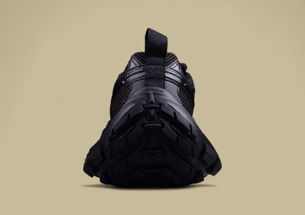 Balenciaga Cargo Sneaker – Triple Black