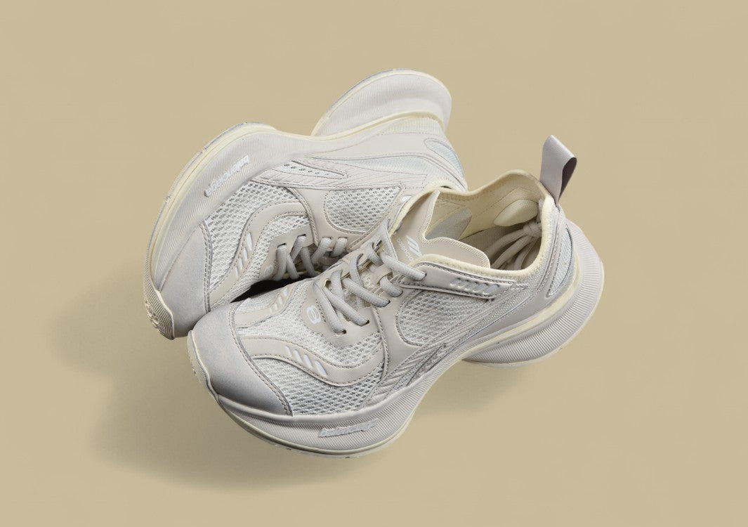 Balenciaga Circuit Sneaker – Cream White