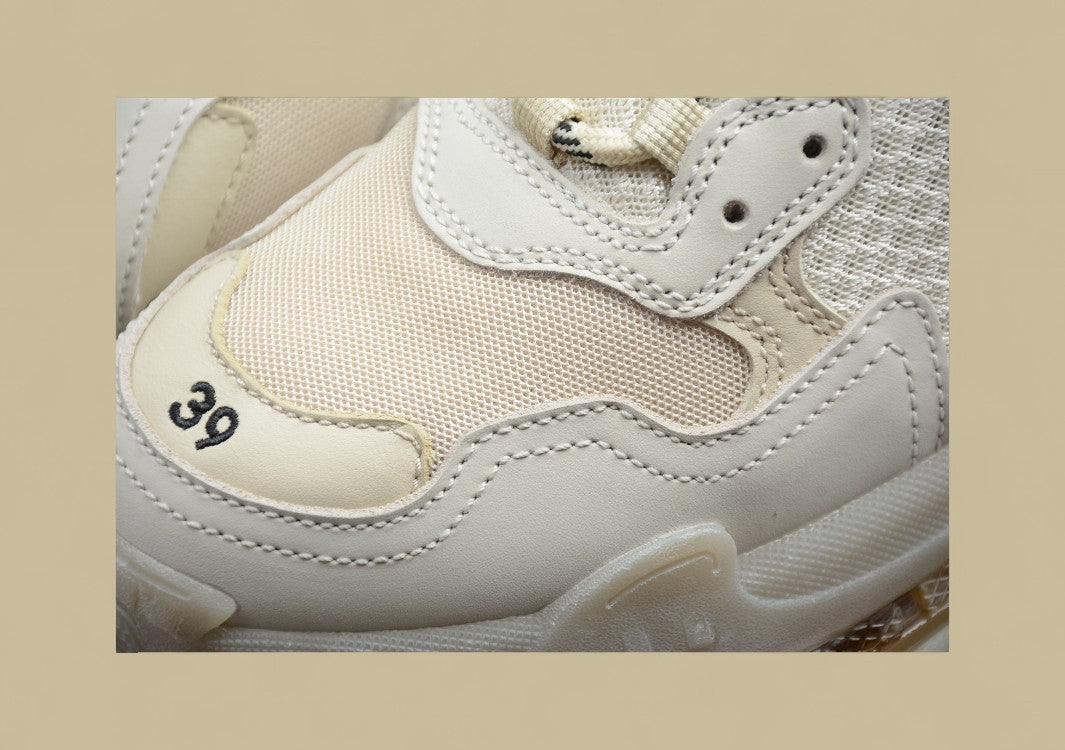 Balenciaga Crystal Air Cushion Light Khaki