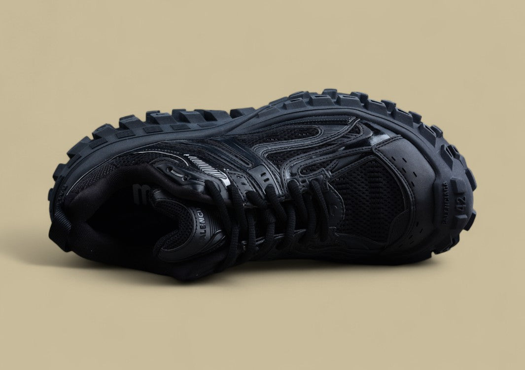 Balenciaga Defender Rubber Platform Sneaker Low-Top Tank Track Design