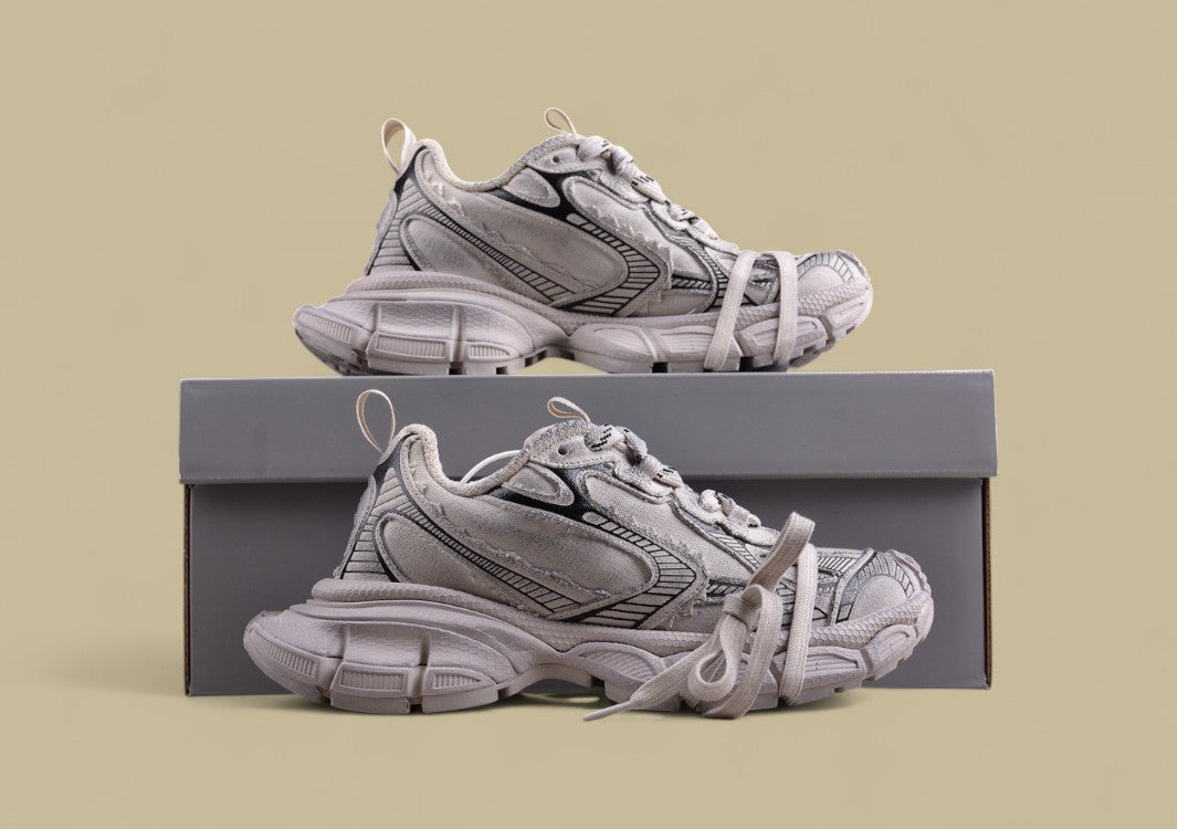 Balenciaga Defender Sneaker – Distressed Beige/Black