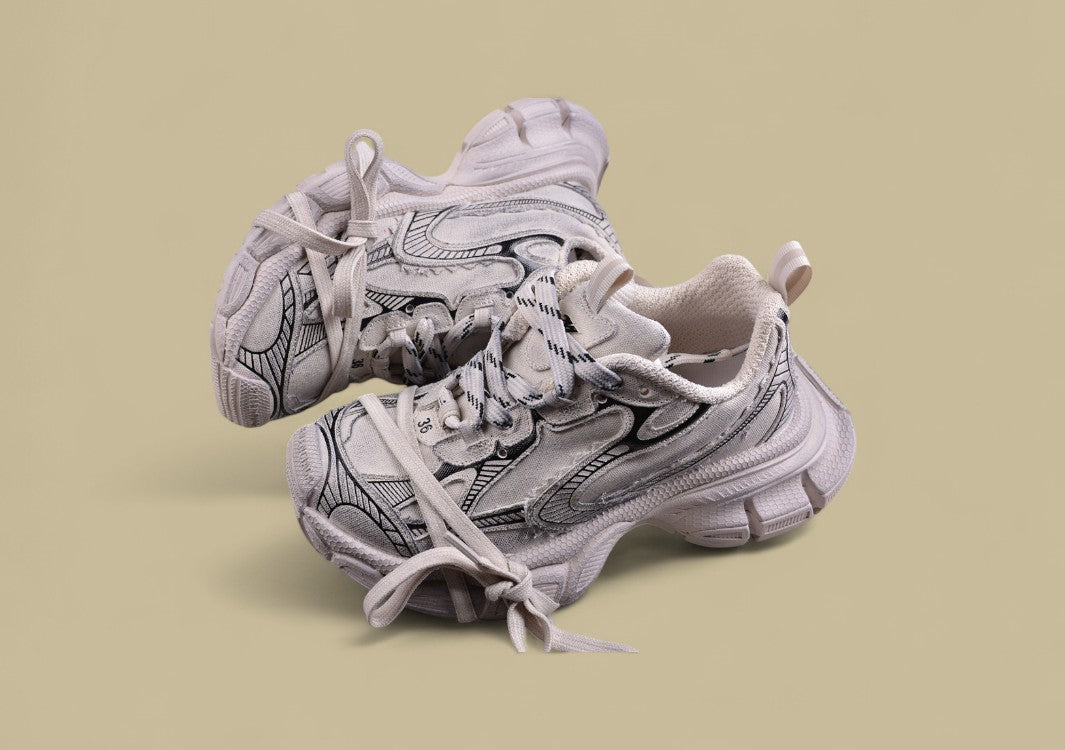 Balenciaga Defender Sneaker – Distressed Beige/Black