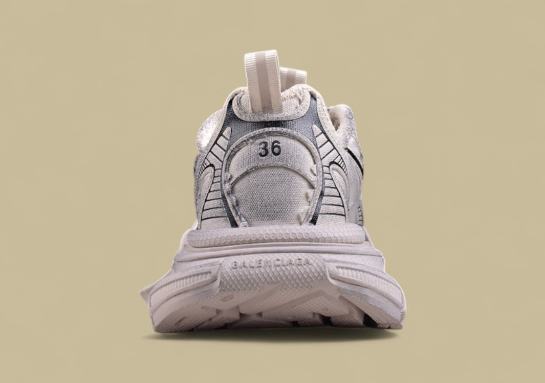 Balenciaga Defender Sneaker – Distressed Beige/Black