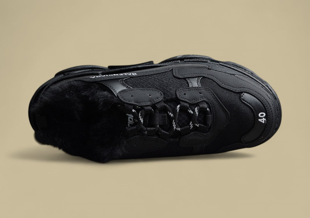 Balenciaga R42 Plus Velvet Retro Dad Shoes Black